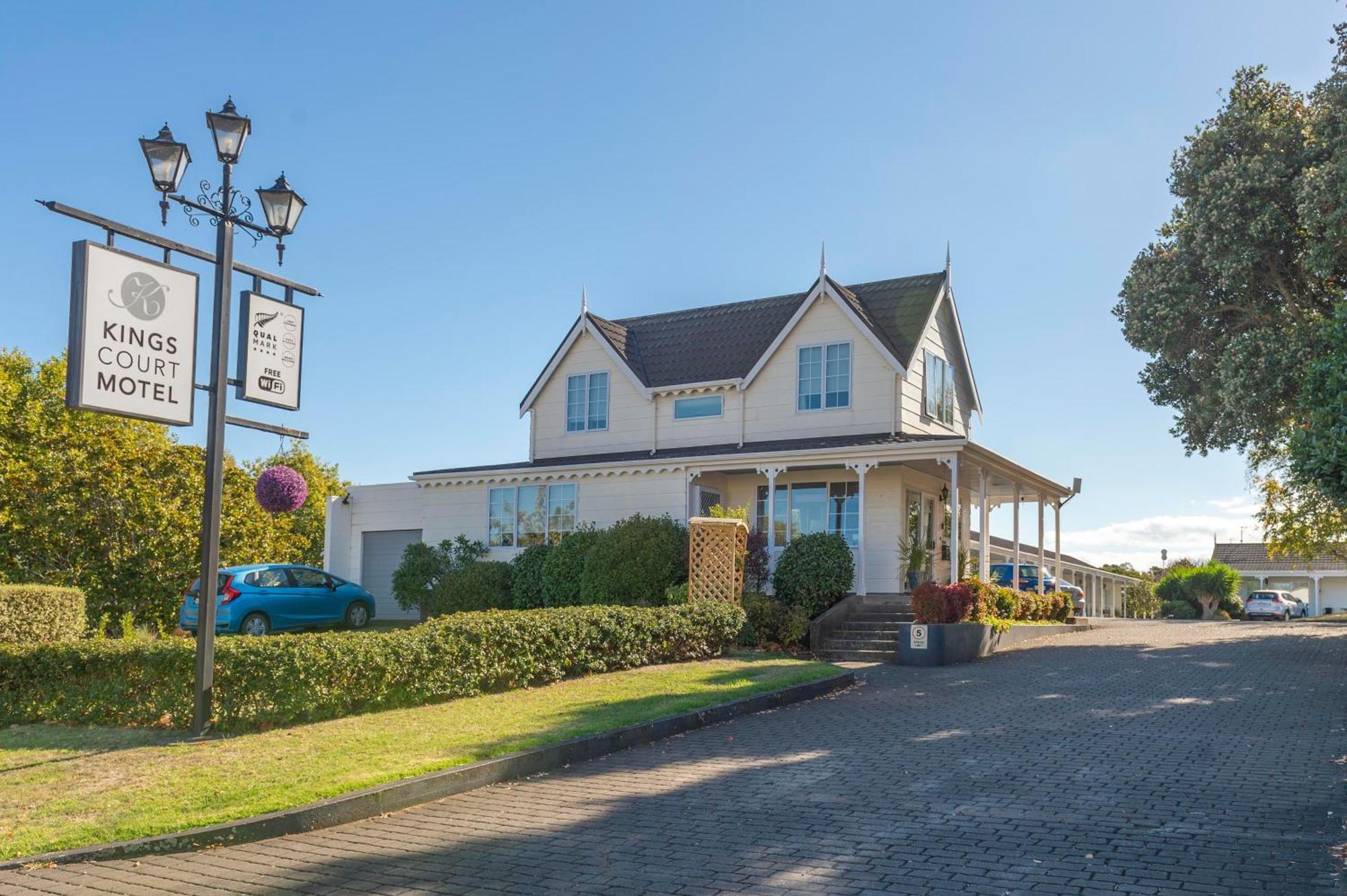 Kings Court Motel Whanganui Exterior photo